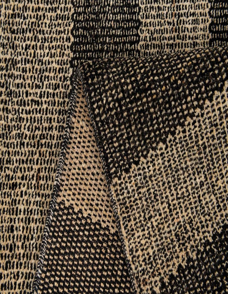 Detail image of  4' 7 x 6' 8  Hand Knotted Kashkuli Gabbeh Rug