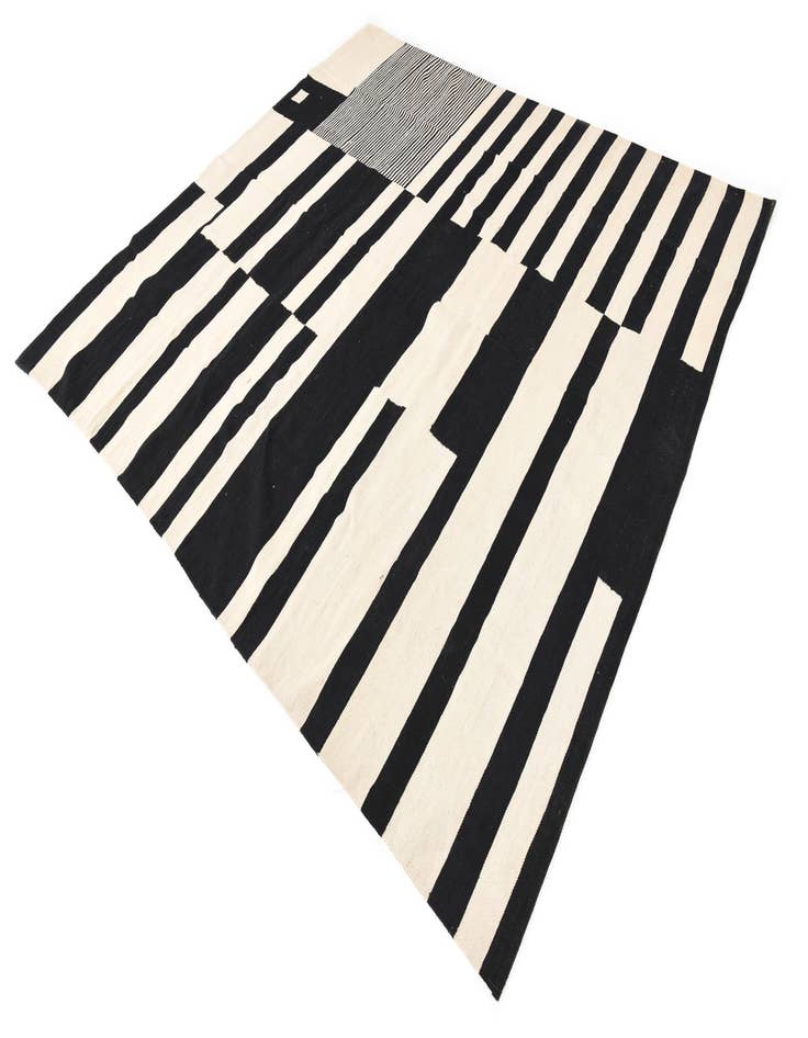 Detail image of  8' 7 x 10'  Hand Woven Kilim Modern Wool Rug