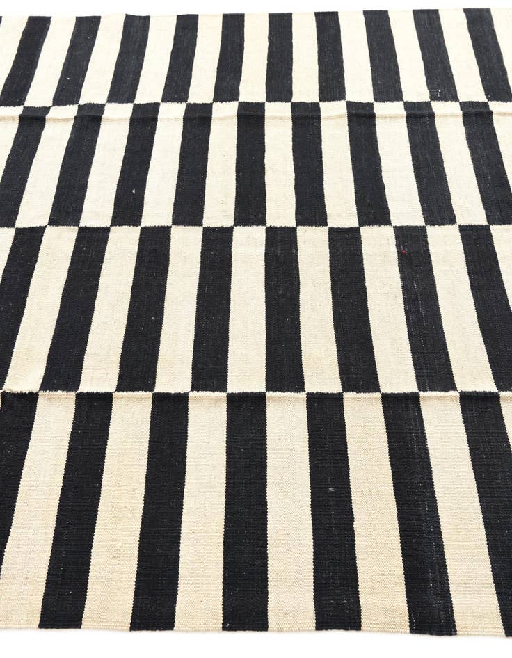 Detail image of  5' 7 x 7' 10  Hand Woven Kilim Modern Wool Rug