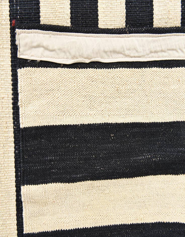 Detail image of  5' 7 x 7' 10  Hand Woven Kilim Modern Wool Rug