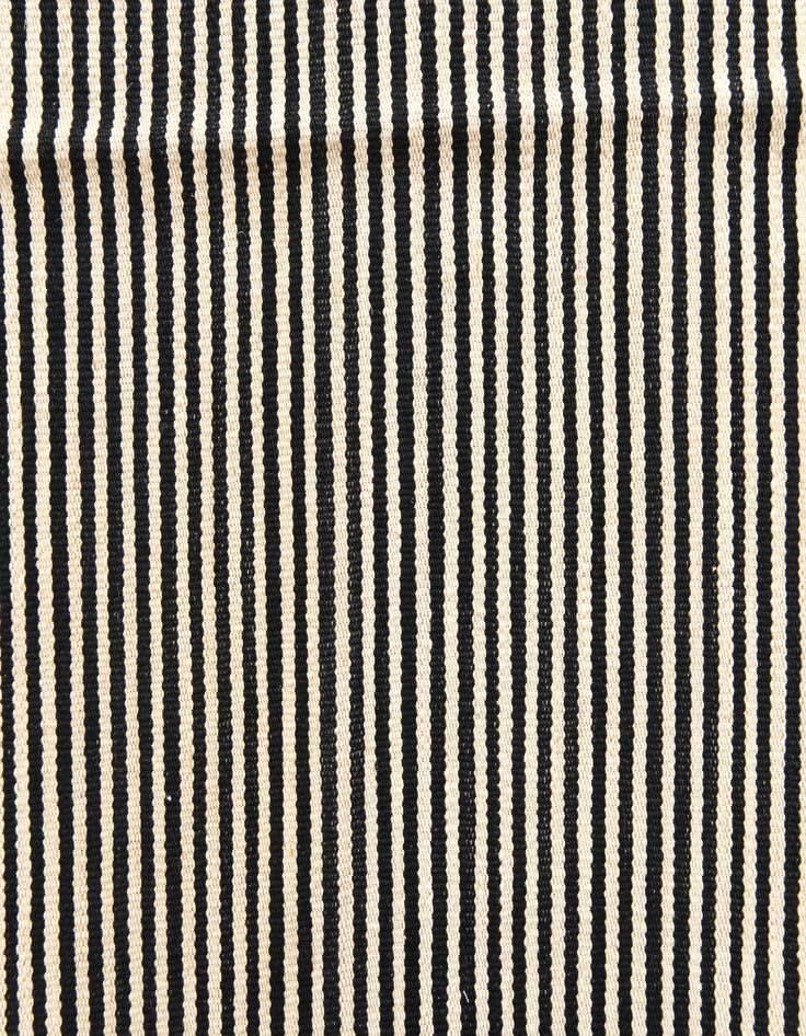 Detail image of  5' 9 x 7' 9  Hand Woven Kilim Modern Wool Rug