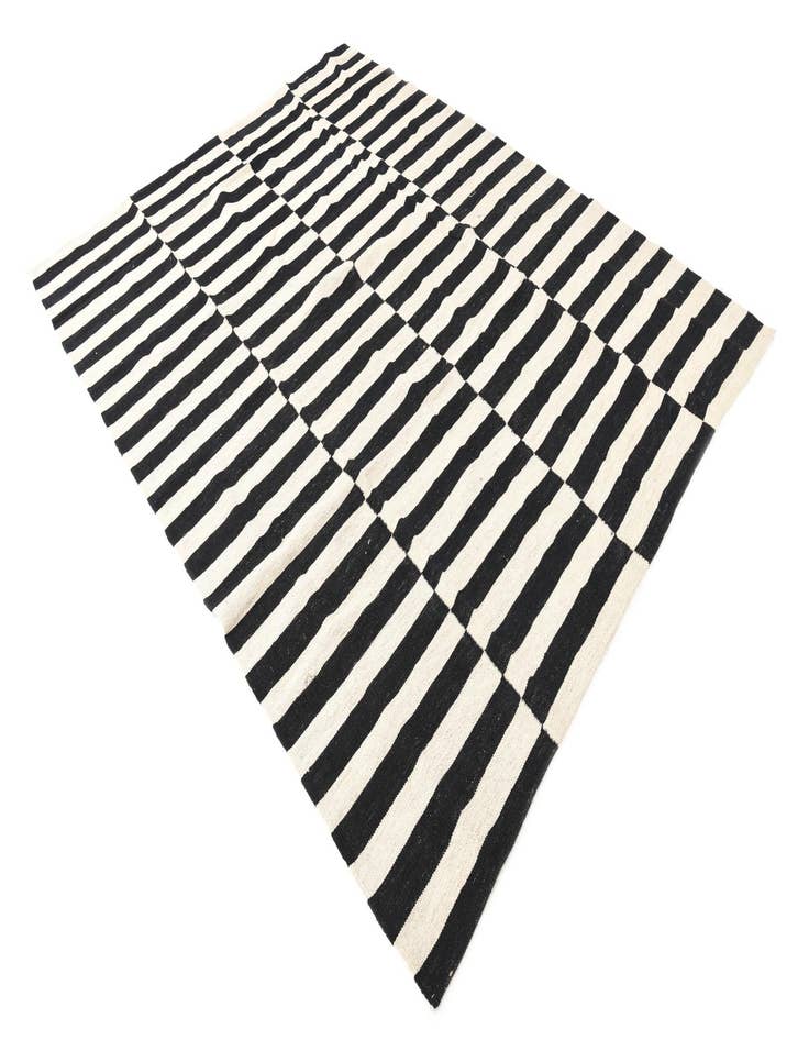 Detail image of  5' 10 x 7' 8  Hand Woven Kilim Modern Wool Rug