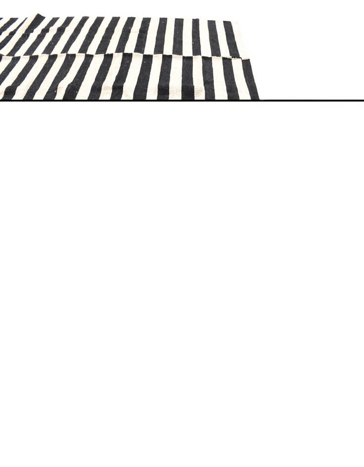 Detail image of  5' 10 x 7' 8  Hand Woven Kilim Modern Wool Rug