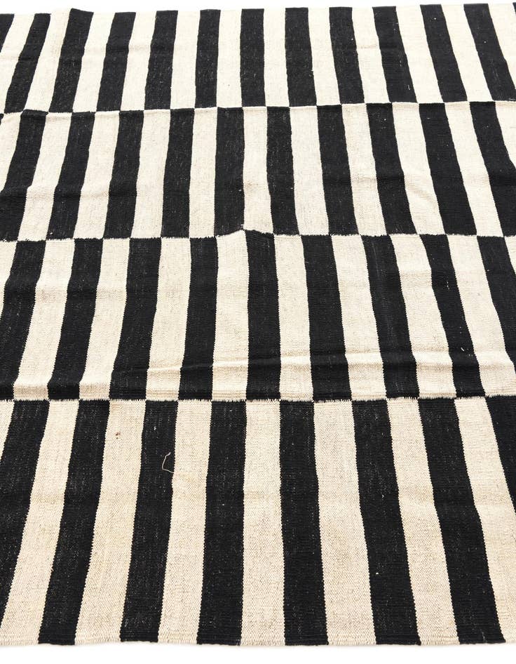 Detail image of  5' 10 x 7' 8  Hand Woven Kilim Modern Wool Rug