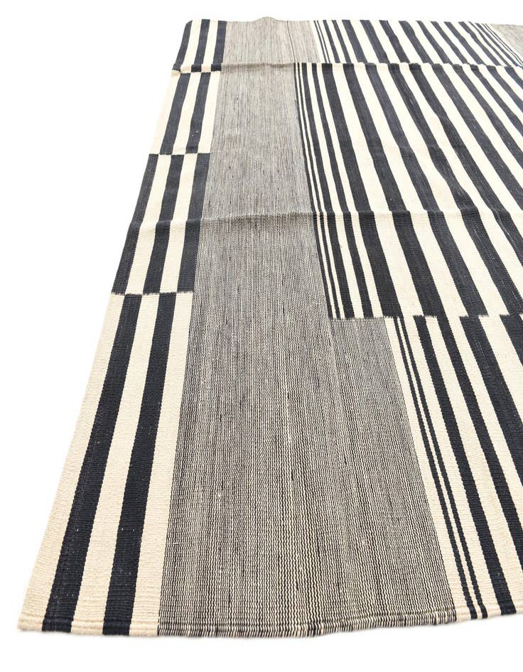 Detail image of  6' 10 x 9' 8  Hand Woven Kilim Modern Wool Rug