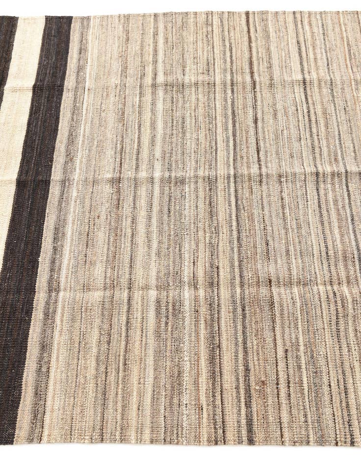 Detail image of  4' 2 x 5' 10  Hand Woven Kilim Modern Wool Rug