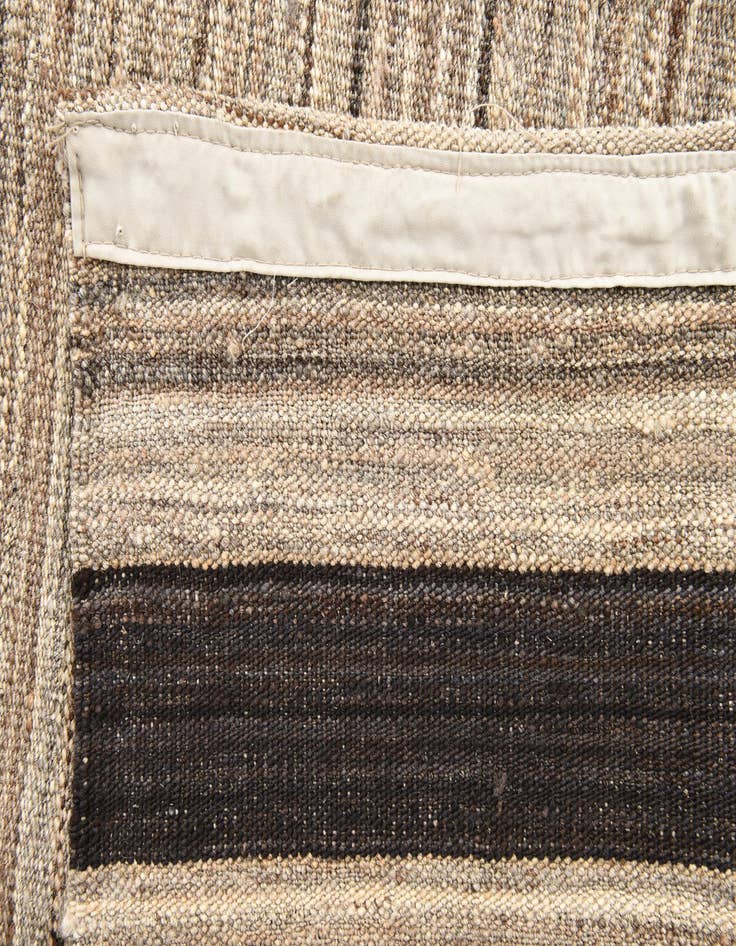 Detail image of  4' 2 x 5' 10  Hand Woven Kilim Modern Wool Rug