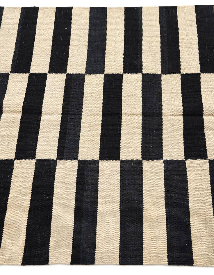 Detail image of  3' 4 x 4' 10  Hand Woven Kilim Modern Wool Rug