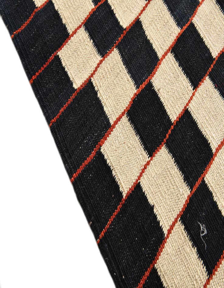 Detail image of  4' 2 x 5' 9  Hand Woven Kilim Modern Wool Rug