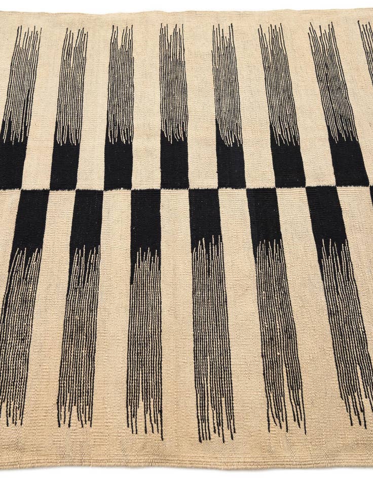 Detail image of  4' 2 x 6'  Hand Woven Kilim Modern Wool Rug