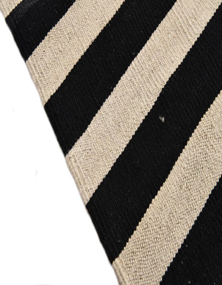 Detail image of  3' 4 x 4' 8  Hand Woven Kilim Modern Wool Rug