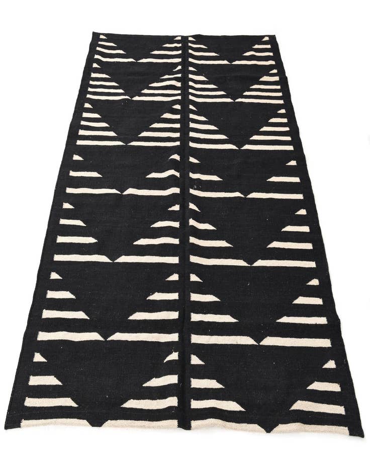 Detail image of  5' 3 x 6' 4  Hand Woven Kilim Modern Wool Rug