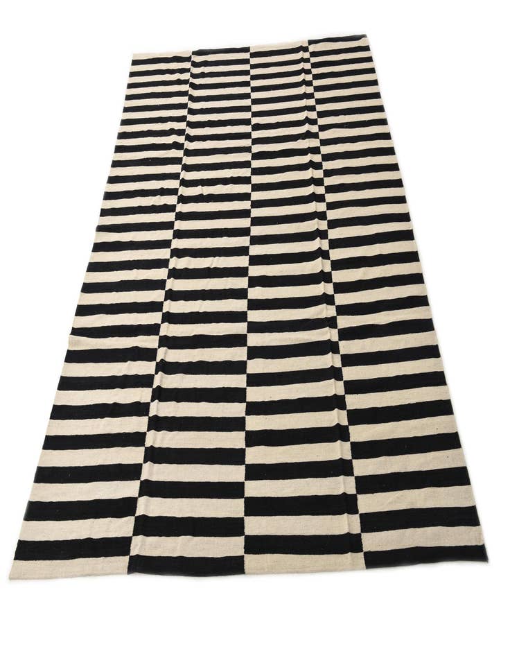 Detail image of  8' 1 x 11'  Hand Woven Kilim Modern Wool Rug