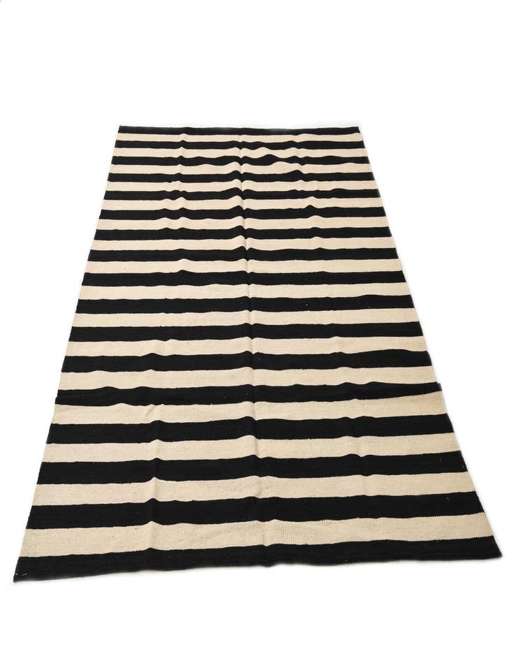 Detail image of  5' 6 x 8' 1  Hand Woven Kilim Modern Wool Rug