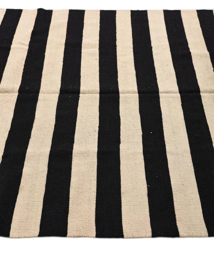 Detail image of  5' 6 x 8' 1  Hand Woven Kilim Modern Wool Rug