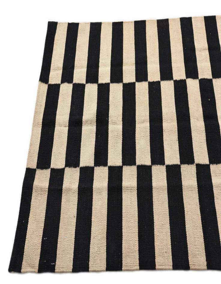 Detail image of  3' 3 x 4' 10  Hand Woven Kilim Modern Wool Rug