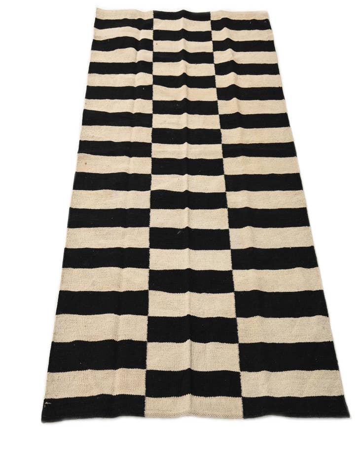 Detail image of  3' 3 x 5'  Hand Woven Kilim Modern Wool Rug