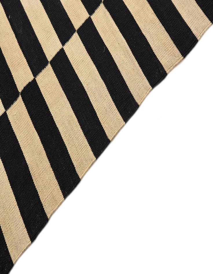 Detail image of  3' 4 x 4' 10  Hand Woven Kilim Modern Wool Rug