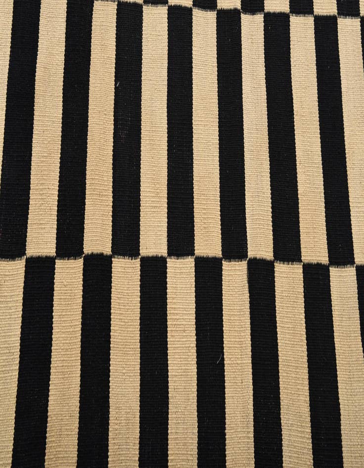 Detail image of  3' 4 x 4' 10  Hand Woven Kilim Modern Wool Rug