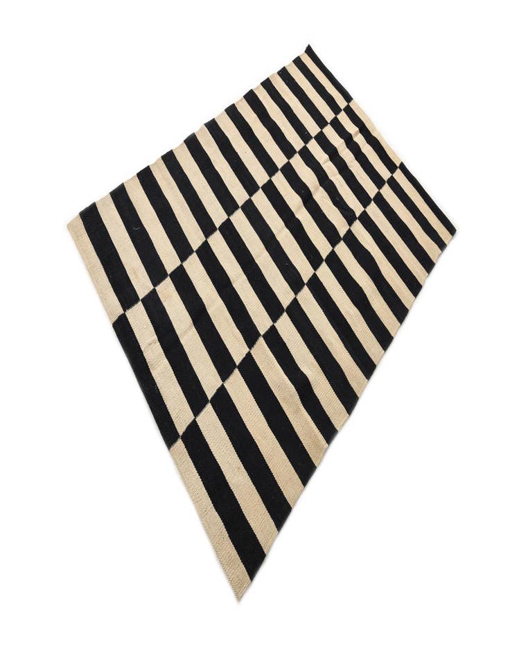 Detail image of  3' 3 x 4' 10  Hand Woven Kilim Modern Wool Rug