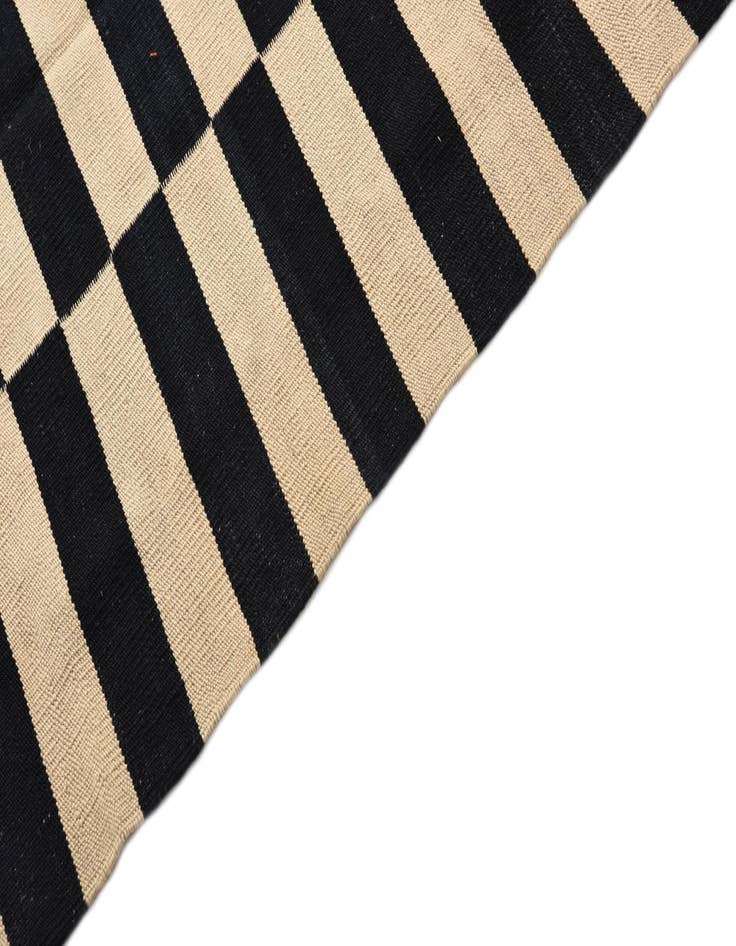 Detail image of  3' 3 x 4' 10  Hand Woven Kilim Modern Wool Rug