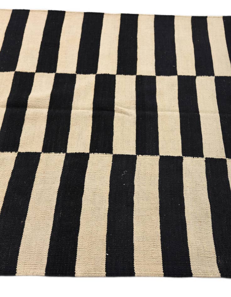 Detail image of  4' 2 x 6'  Hand Woven Kilim Modern Wool Rug