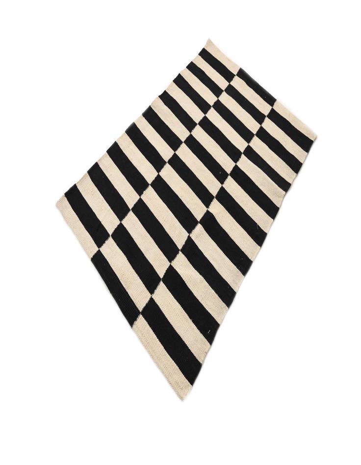 Detail image of  2' 8 x 3' 11  Hand Woven Kilim Modern Wool Rug