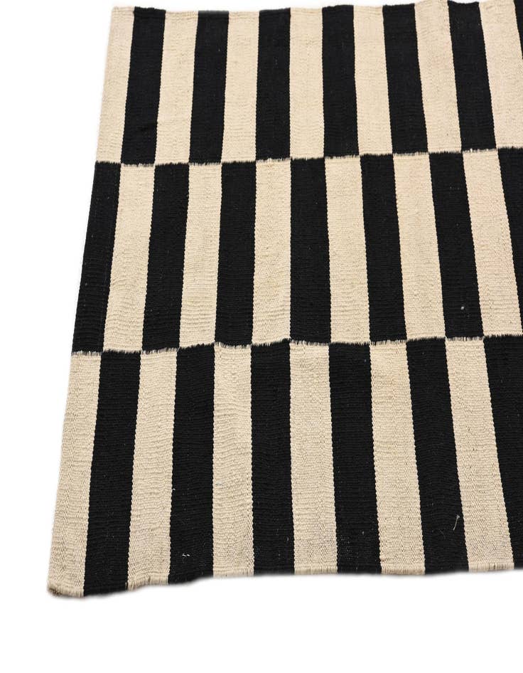 Detail image of  2' 8 x 3' 11  Hand Woven Kilim Modern Wool Rug