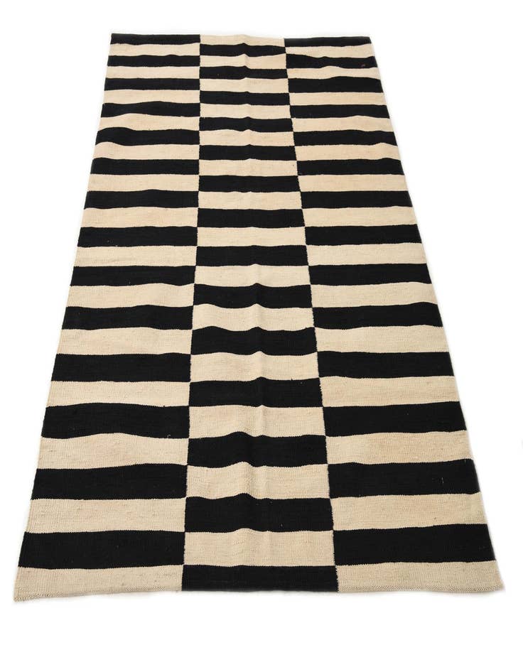 Detail image of  4' 3 x 6'  Hand Woven Kilim Modern Wool Rug