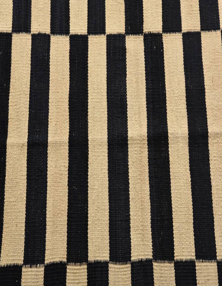 Detail image of  3' 4 x 4' 10  Hand Woven Kilim Modern Wool Rug