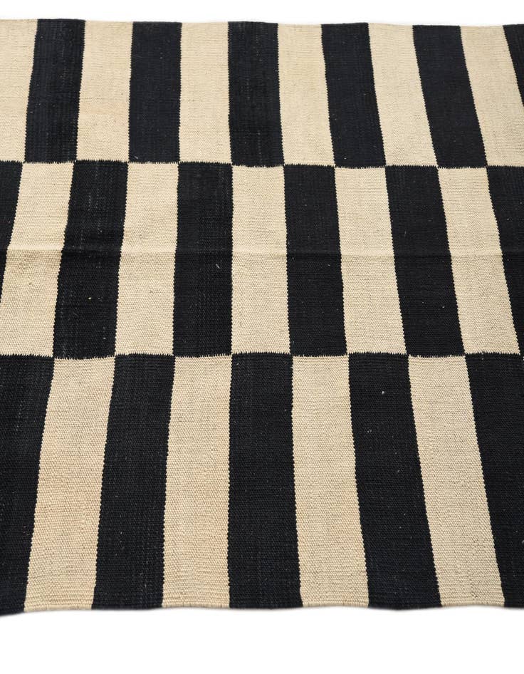 Detail image of  3' 3 x 4' 11  Hand Woven Kilim Modern Wool Rug