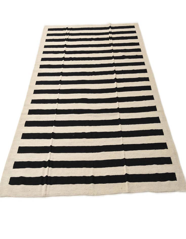 Detail image of  8' 2 x 9' 8  Hand Woven Kilim Modern Wool Rug