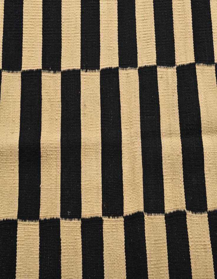 Detail image of  2' 8 x 3' 11  Hand Woven Kilim Modern Wool Rug