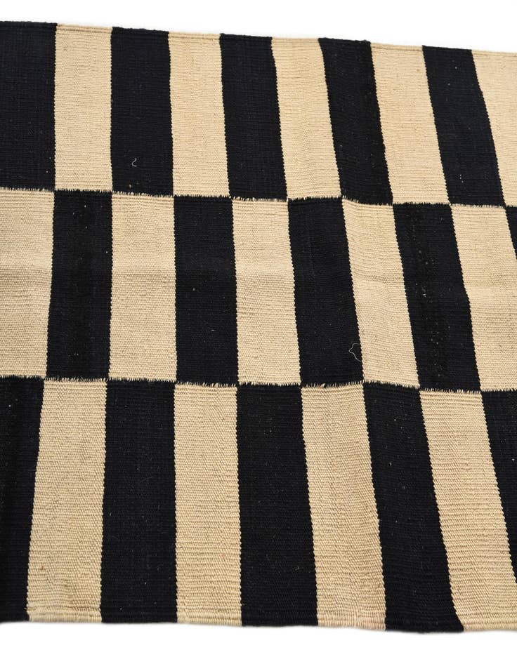 Detail image of  2' 7 x 3' 10  Hand Woven Kilim Modern Wool Rug