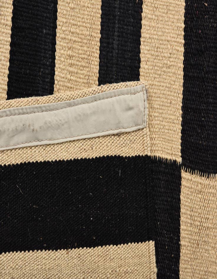 Detail image of  2' 8 x 3' 11  Hand Woven Kilim Modern Wool Rug