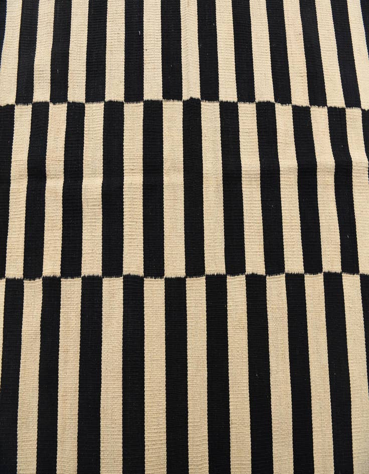 Detail image of  3' 4 x 4' 11  Hand Woven Kilim Modern Wool Rug