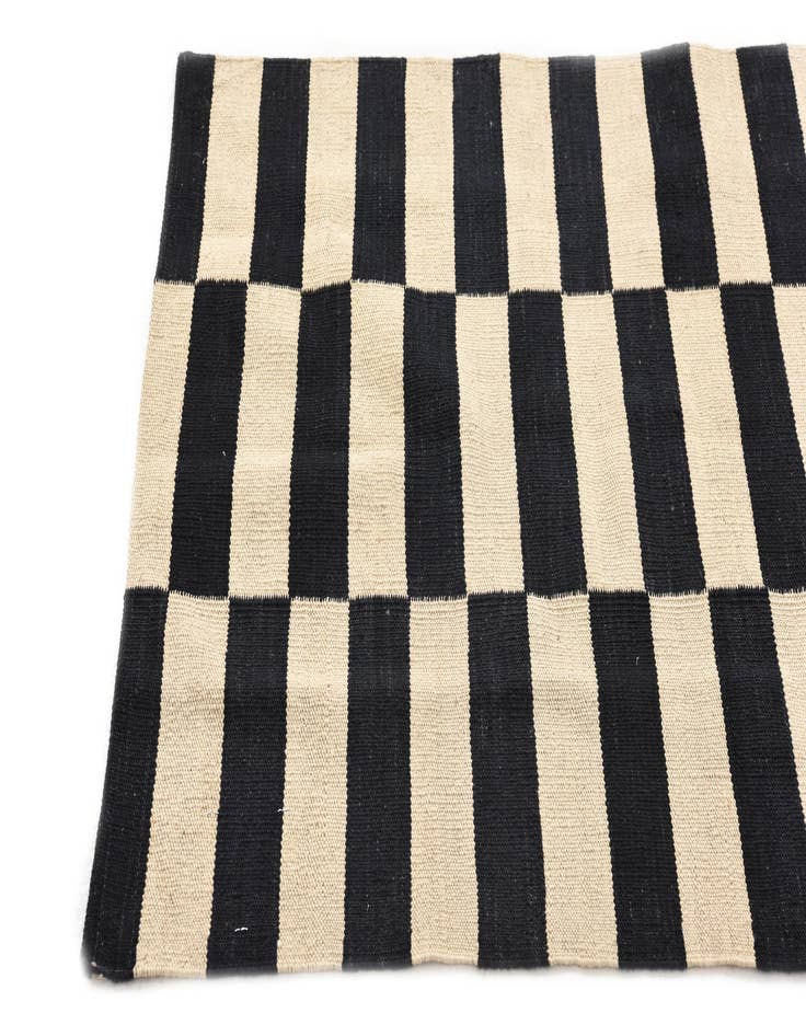 Detail image of  2' 7 x 3' 11  Hand Woven Kilim Modern Wool Rug