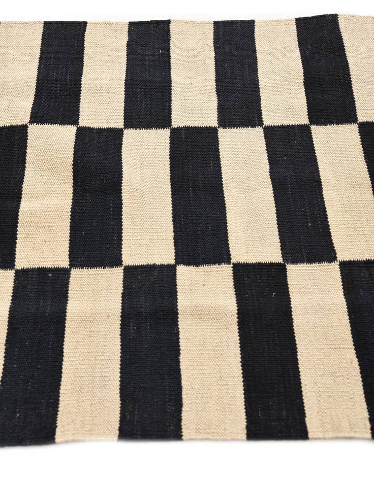 Detail image of  2' 7 x 3' 11  Hand Woven Kilim Modern Wool Rug