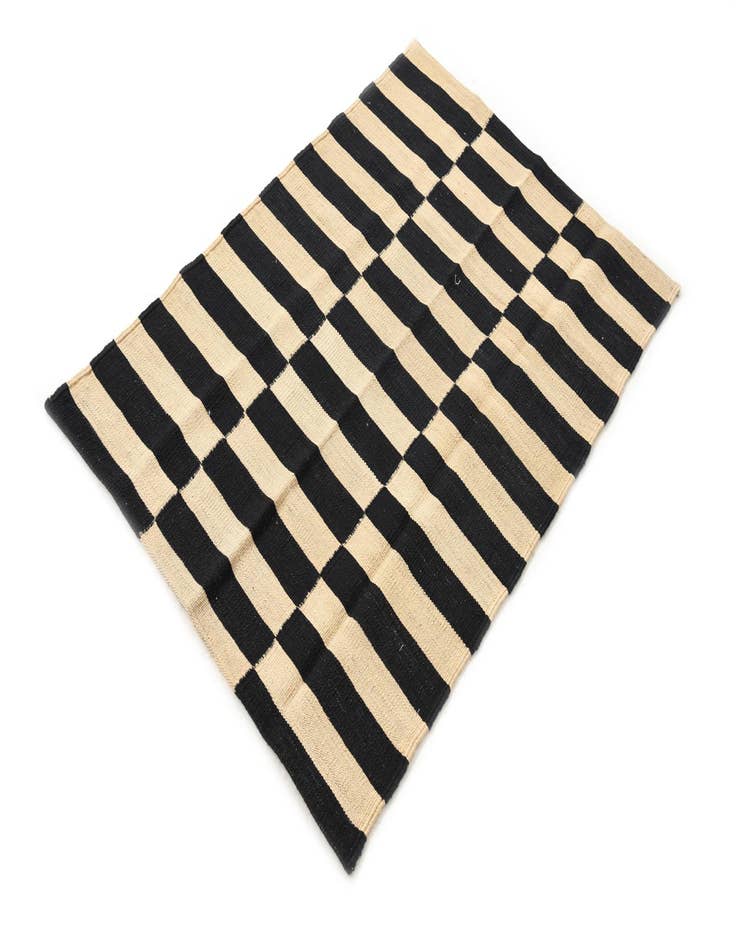 Detail image of  2' 9 x 3' 11  Hand Woven Kilim Modern Wool Rug