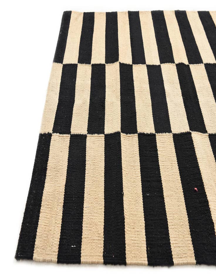 Detail image of  2' 8 x 4'  Hand Woven Kilim Modern Wool Rug