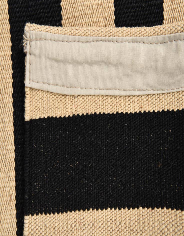 Detail image of  2' 8 x 4'  Hand Woven Kilim Modern Wool Rug