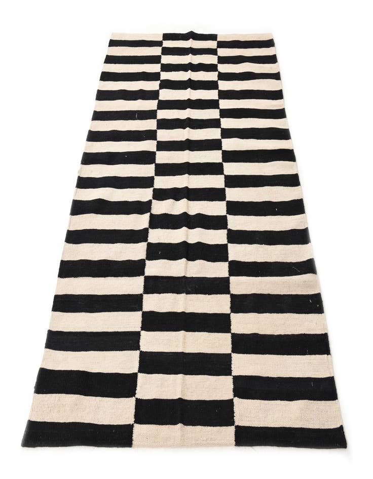 Detail image of  4' 4 x 5' 10  Hand Woven Kilim Modern Wool Rug