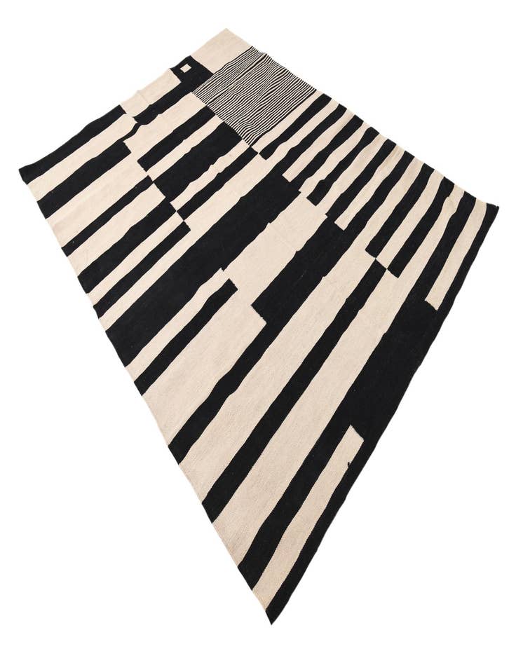 Detail image of  5' 8 x 8'  Hand Woven Kilim Modern Wool Rug