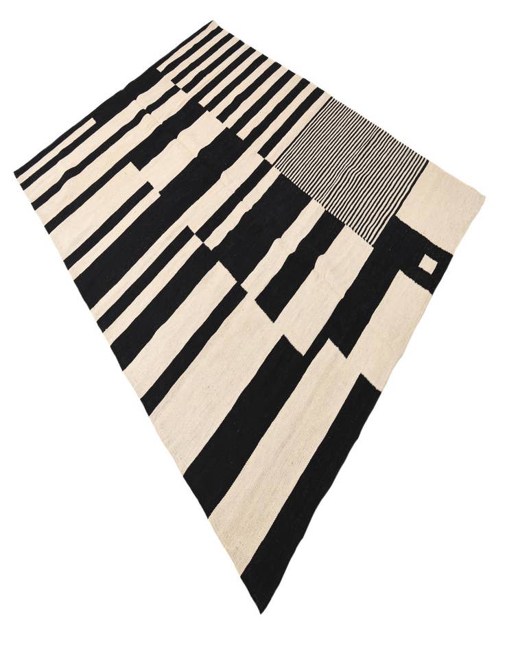 Detail image of  5' 8 x 7' 9  Hand Woven Kilim Modern Wool Rug