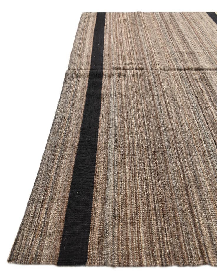 Detail image of  5' 10 x 7' 10  Hand Woven Kilim Modern Wool Rug