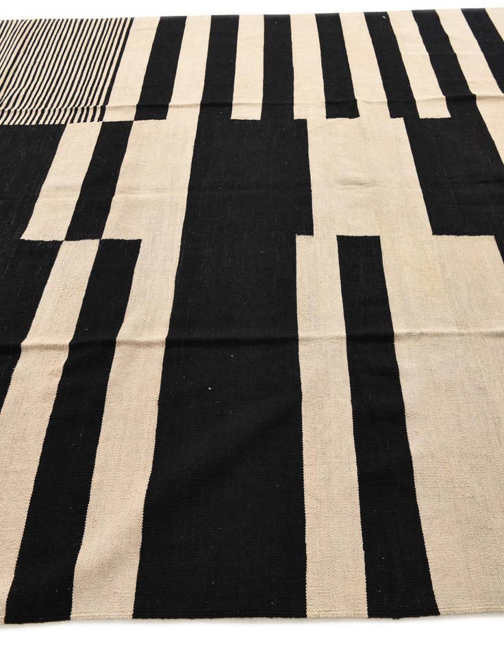 Detail image of  8' 2 x 11' 6  Hand Woven Kilim Modern Wool Rug