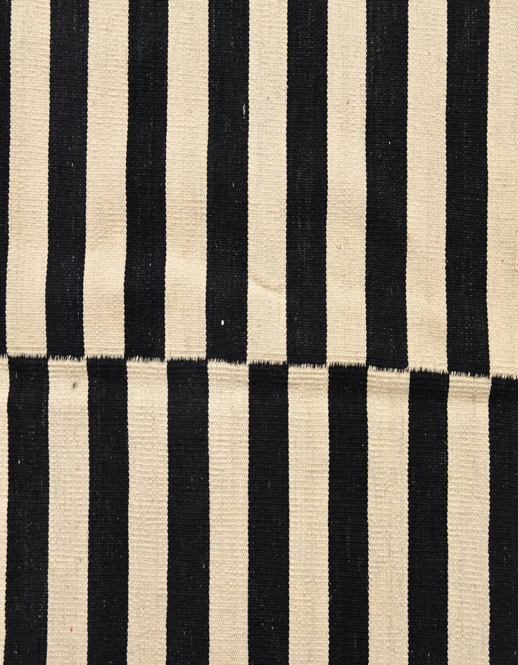 Detail image of  6' 8 x 9' 9  Hand Woven Kilim Modern Wool Rug