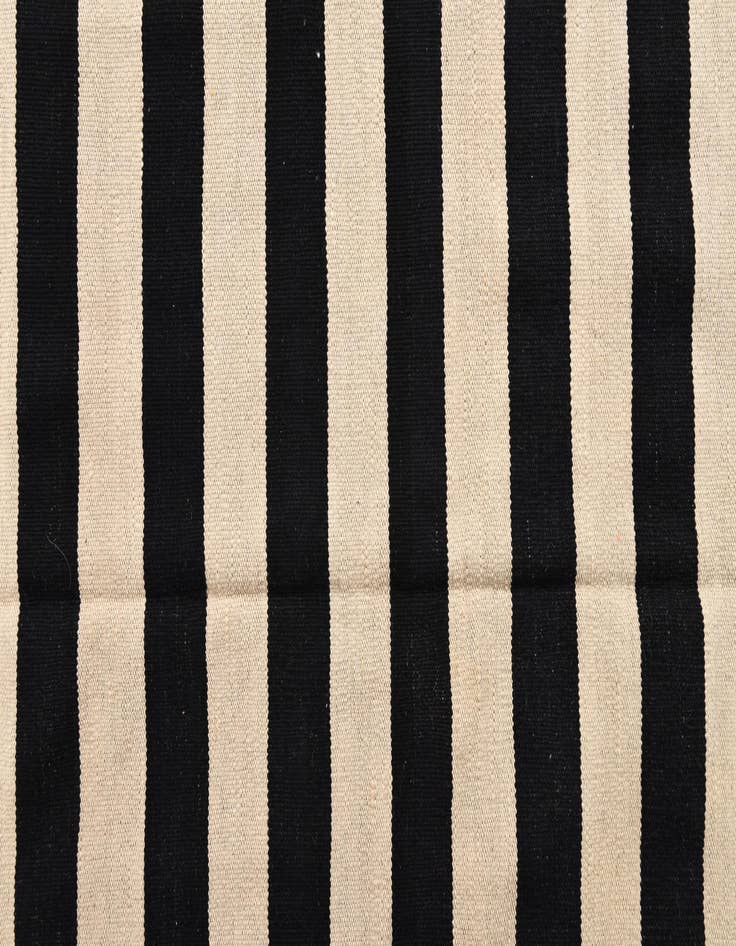 Detail image of  6' 8 x 9' 8  Hand Woven Kilim Modern Wool Rug