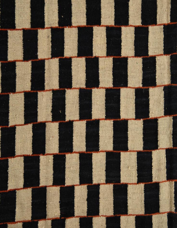 Detail image of  5' 9 x 7' 7  Hand Woven Kilim Modern Wool Rug