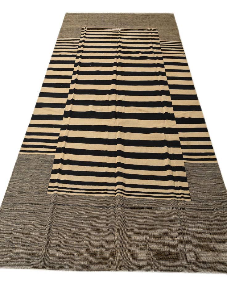 Detail image of  7' 2 x 9' 7  Hand Woven Kilim Modern Wool Rug